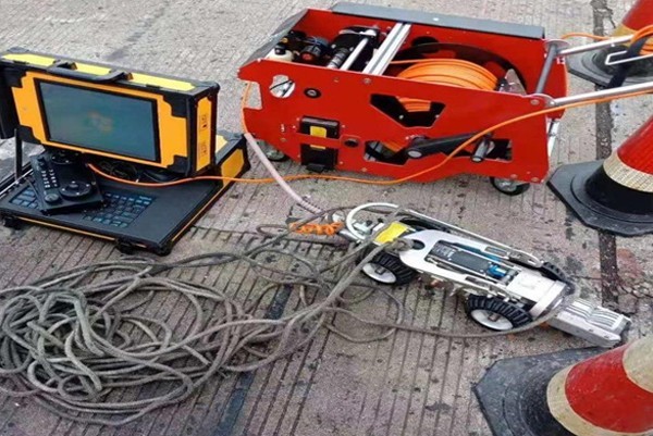 沌口CCTV管道检测机器人